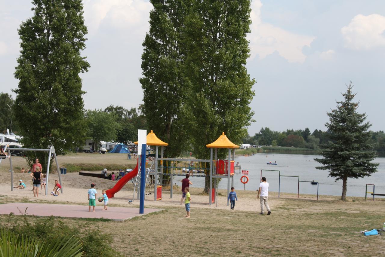 Knaus Campingpark Bad Dürkheim Zewnętrze zdjęcie