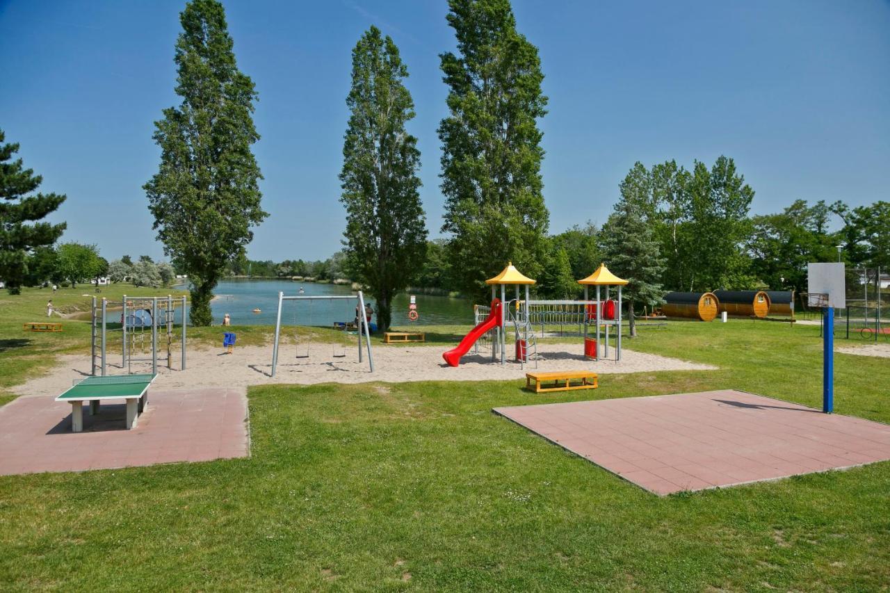 Knaus Campingpark Bad Dürkheim Zewnętrze zdjęcie