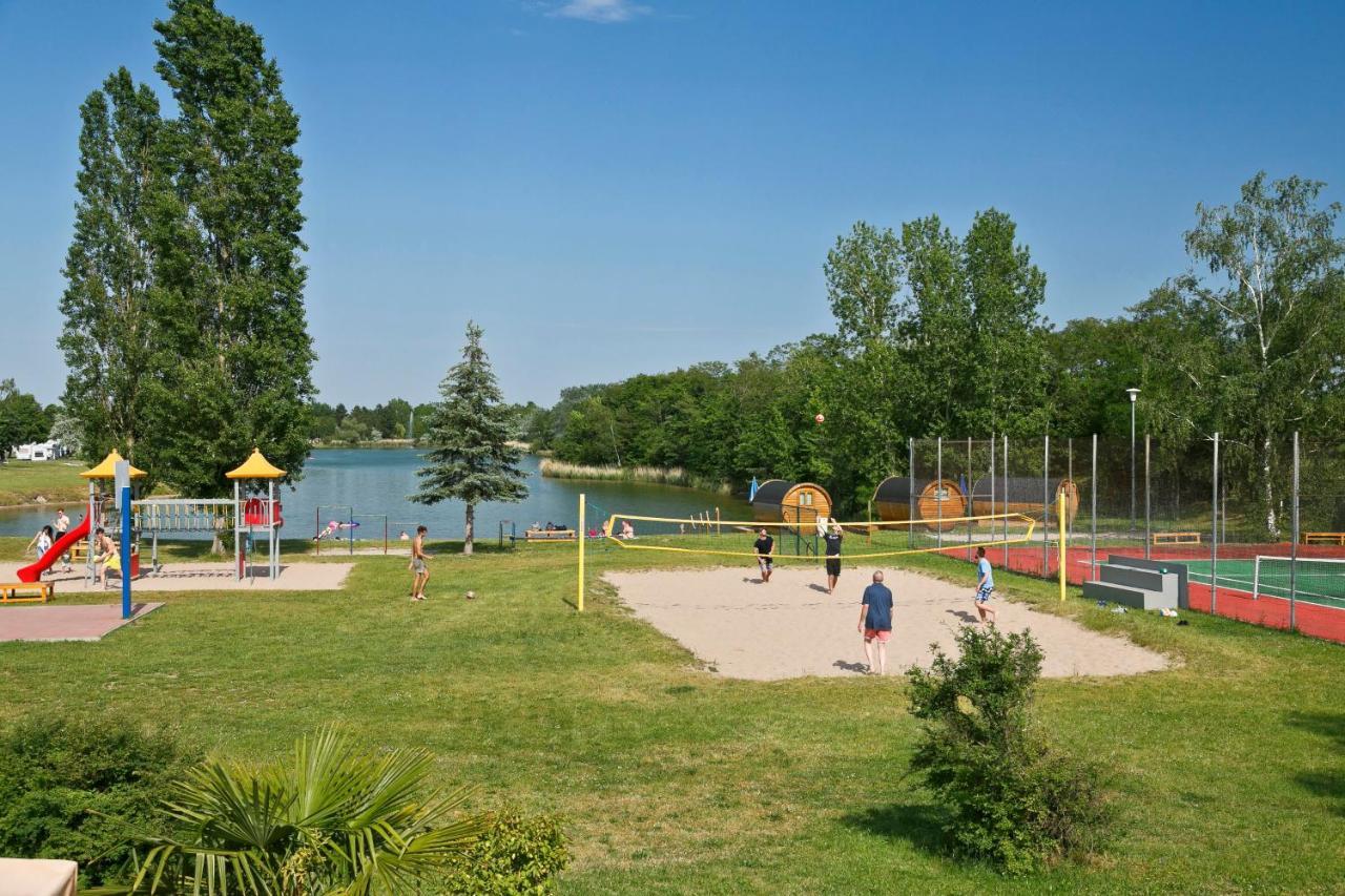 Knaus Campingpark Bad Dürkheim Zewnętrze zdjęcie